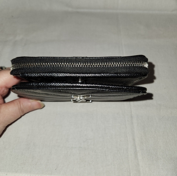 NWOT YSL Leather wallet - Picture 3 of 6